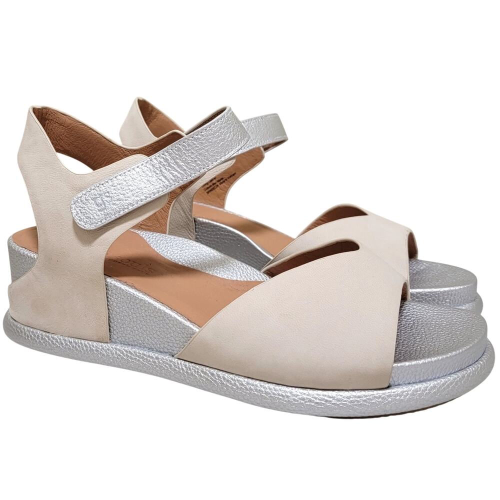 Gentle Souls Women Jalleen Ankle Strap Wedge Sandals Size US 11M Stone / Silver